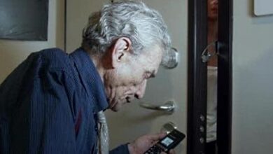 Gli anziani sono i più colpiti dalla solitudine amplificata dalla pandemia