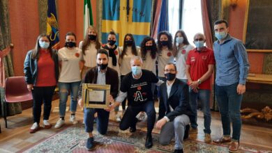 Salto in serie A per l'Audace Verona, consegna di una targa dall'Assessore allo sport