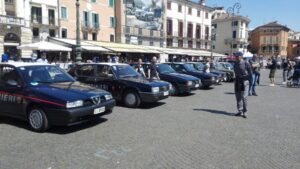 Esposizione in onore delle forze dell'ordine impegnate nella pandemia