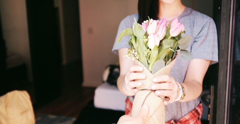 Sembra che negli ultimi tre mesi quasi sei italiani su dieci abbiano regalato fiori o piante
