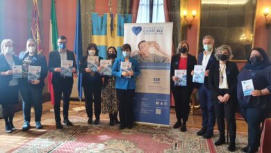 foto_gruppo_cuore_blu