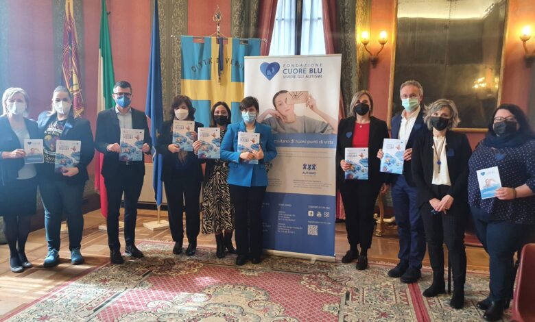 foto_gruppo_cuore_blu